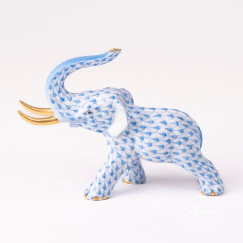 Attacking Elephant of Herend 5266-0-00 VHB Herend collectible