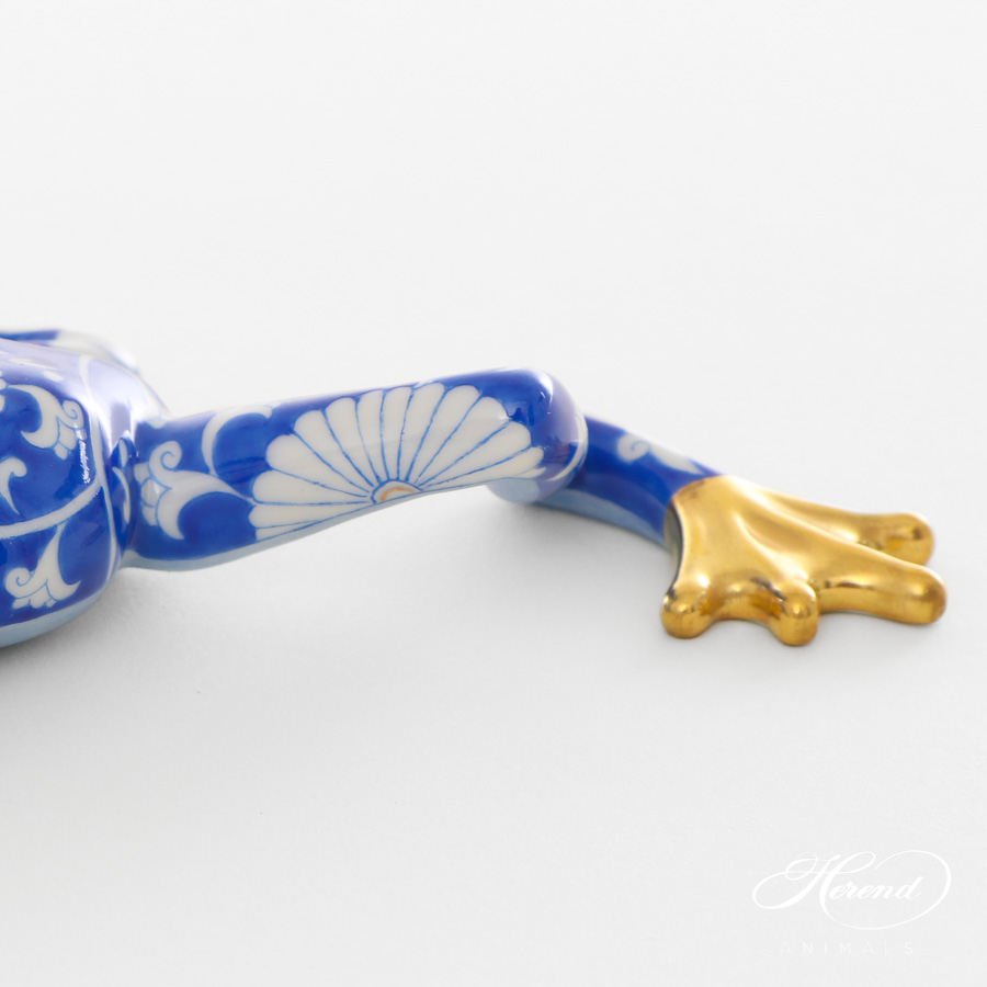 Reaching Frog - Blue Chinese Zodiac - Herend Animal Figurine