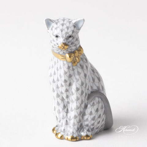 Seated Cat figurine of Herend Grey Fishnet 15536-0-00 VHG